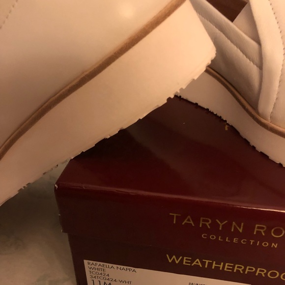 NIB Taryn Rose white rafaella nappa leather loafer - Picture 3 of 5